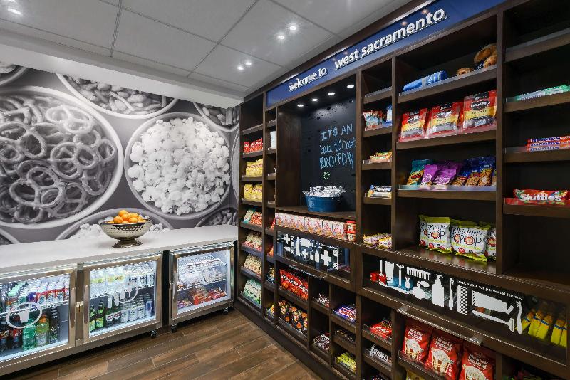 فندق Hampton Inn & Suites West Sacramento