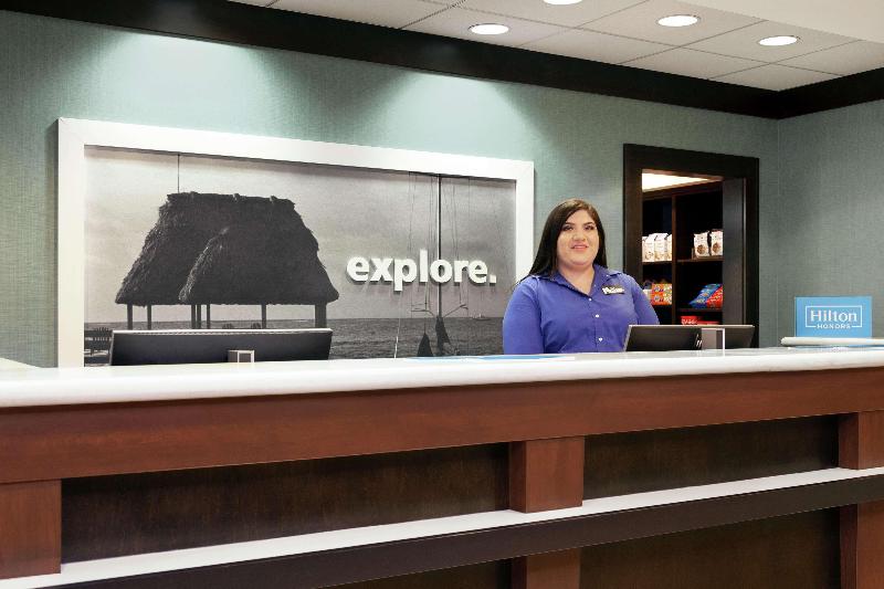 فندق Hampton Inn & Suites West Sacramento