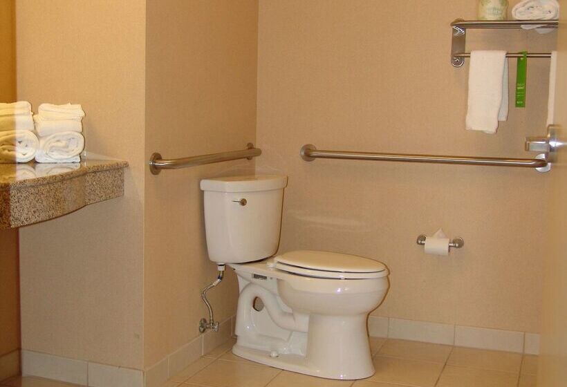 فندق Hampton Inn Garden City