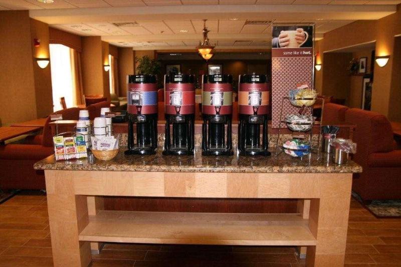 فندق Hampton Inn Garden City