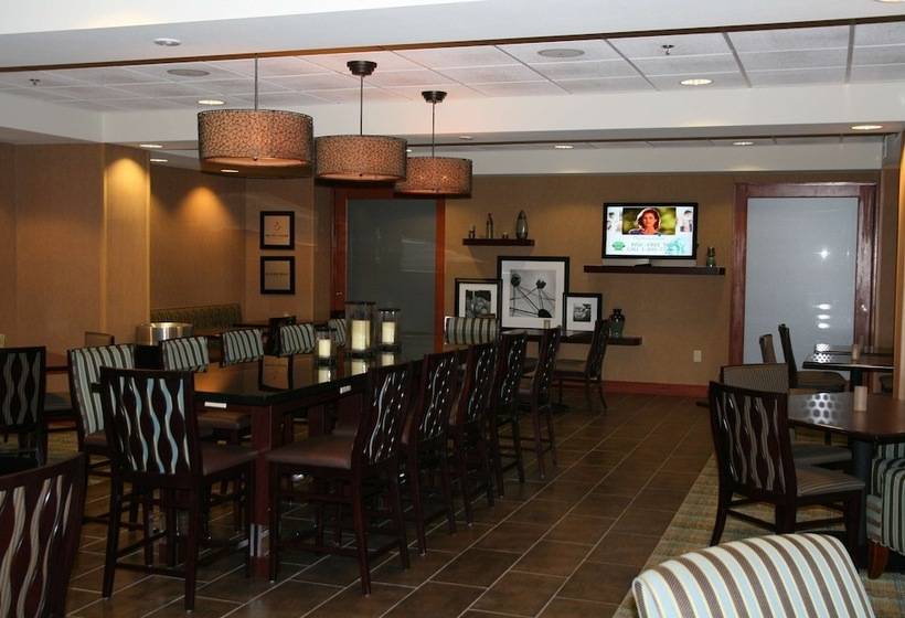 בית מלון כפרי Hampton Inn Las Vegas North Speedway