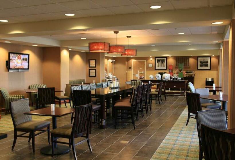 בית מלון כפרי Hampton Inn Las Vegas North Speedway