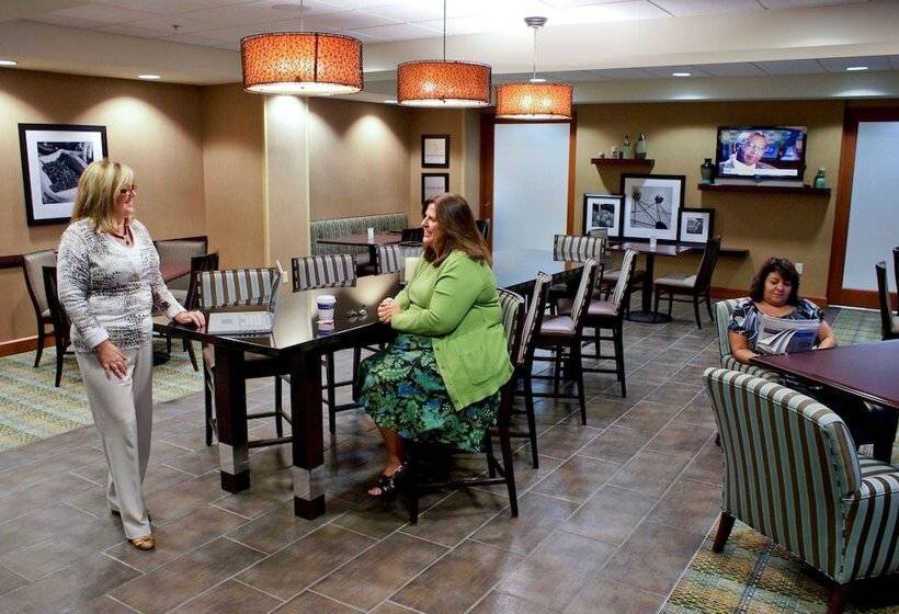 בית מלון כפרי Hampton Inn Las Vegas North Speedway