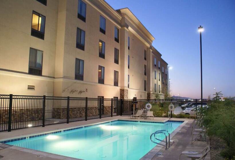 בית מלון כפרי Hampton Inn Las Vegas North Speedway