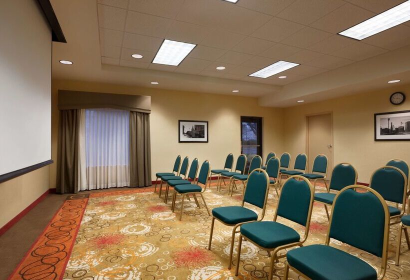 هتل Hampton Inn & Suites Hartford/east Hartford
