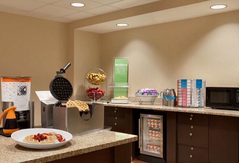 هتل Hampton Inn & Suites Hartford/east Hartford