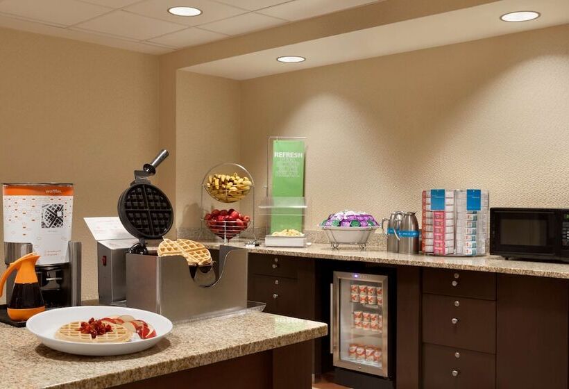 هتل Hampton Inn & Suites Hartford/east Hartford