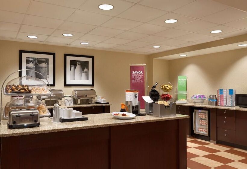هتل Hampton Inn & Suites Hartford/east Hartford