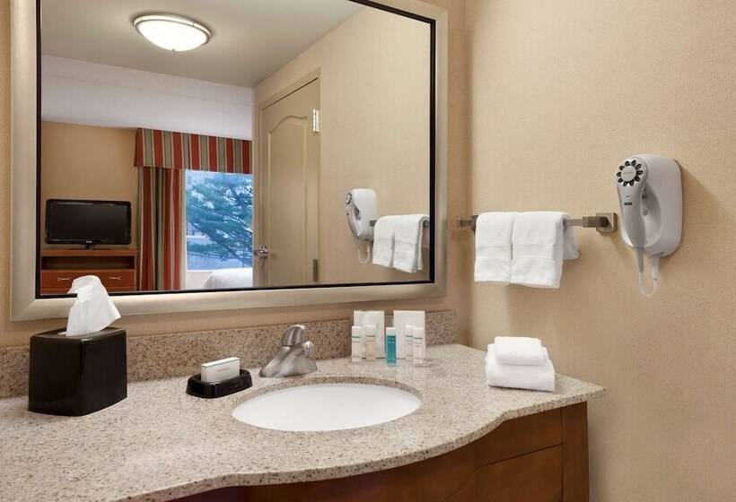 هتل Hampton Inn & Suites Hartford/east Hartford