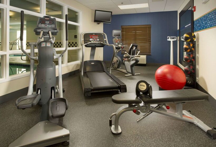 Отель Hampton Inn Syracuse Clay