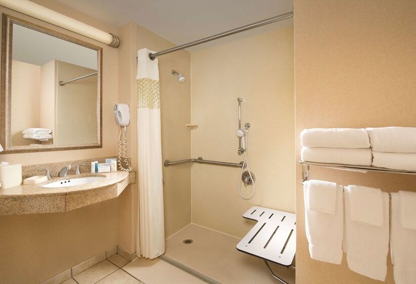 Отель Hampton Inn Syracuse Clay