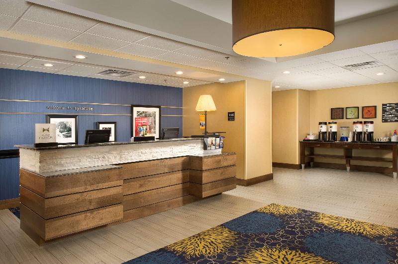 Отель Hampton Inn Syracuse Clay
