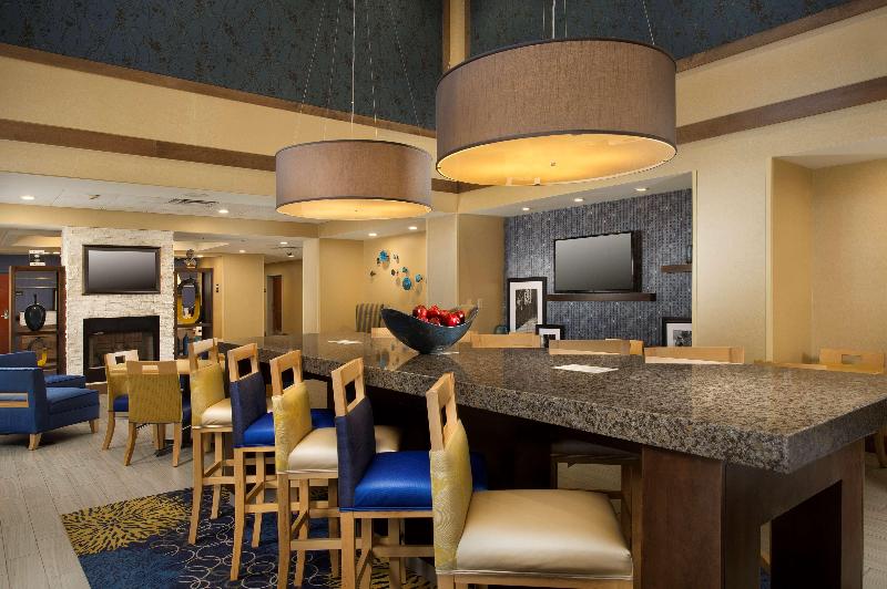Отель Hampton Inn Syracuse Clay