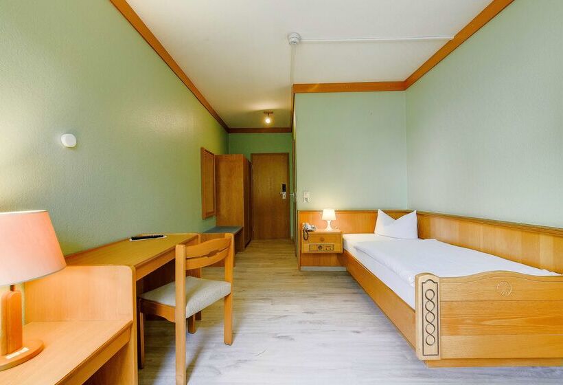 هتل Hannover Airport By Premiere Classe