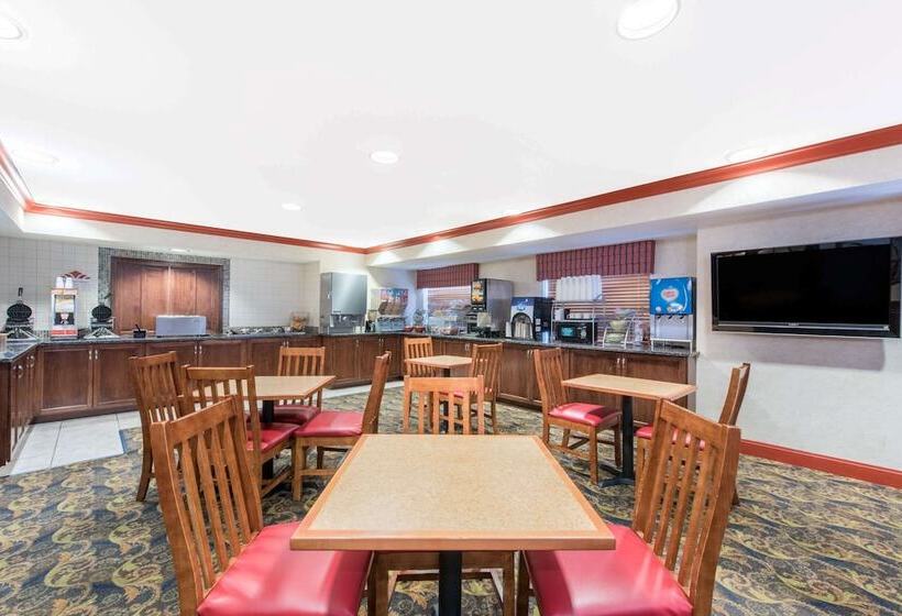 ホテル Hawthorn Suites By Wyndham Lancaster