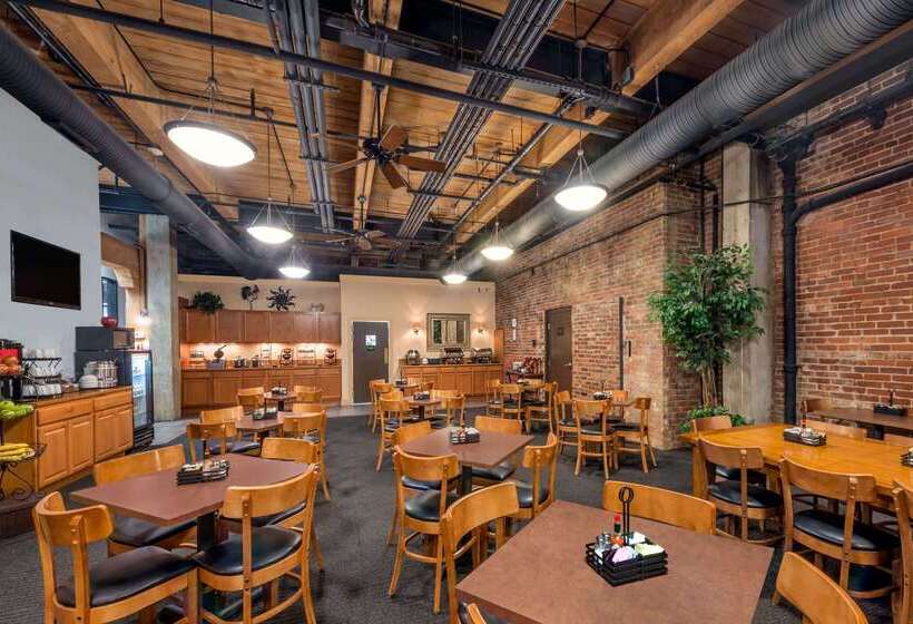 ホテル Hawthorn Extended Stay By Wyndham Rome