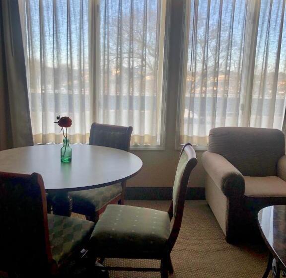 ホテル Hawthorn Extended Stay By Wyndham Rome