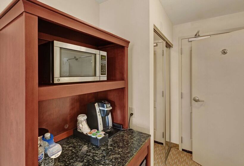 فندق Hilton Garden Inn Oklahoma City North Quail Springs