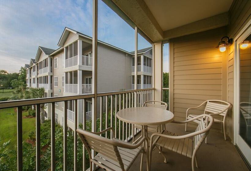 هتل Holiday Inn Club Vacations South Beach Resort, An Ihg