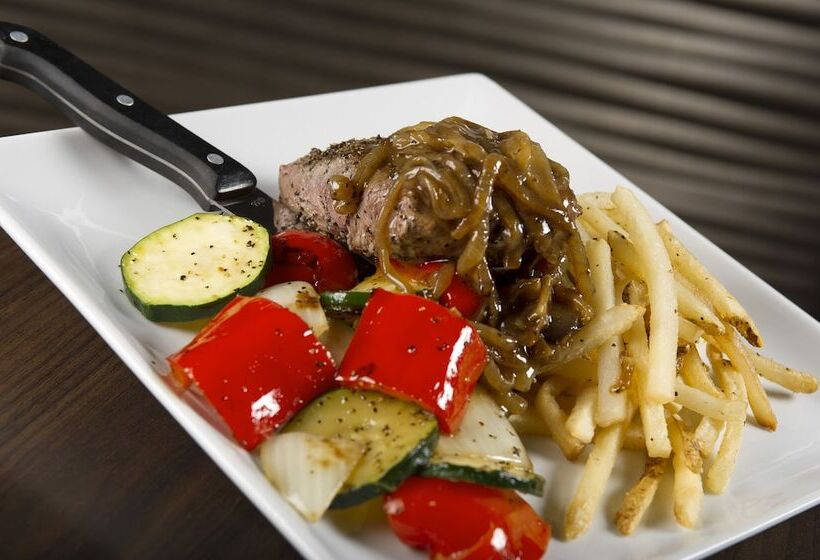 בית מלון כפרי Holiday Inn El Paso Airport, An Ihg