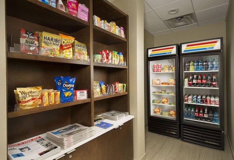 בית מלון כפרי Holiday Inn El Paso Airport, An Ihg