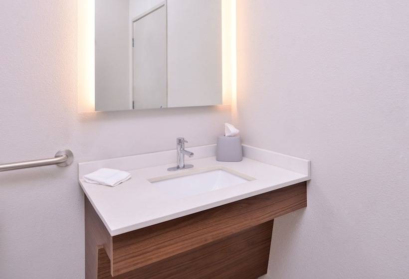 Holiday Inn Express Hotel & Suites Elgin, An Ihg