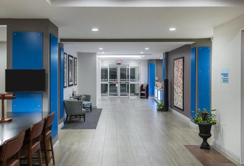 فندق Holiday Inn Express & Suites Florence I 95 & I 20 Civic Ctr, An Ihg