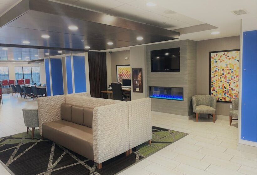 Holiday Inn Express Hotel & Suites Grand Island By Ihg