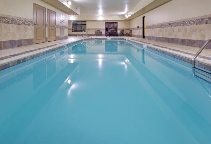 Holiday Inn Express Hotel & Suites Grand Island By Ihg