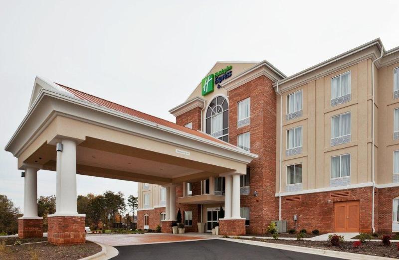 Holiday Inn Express Hotel & Suites Greensboro   Airport Area, An Ihg