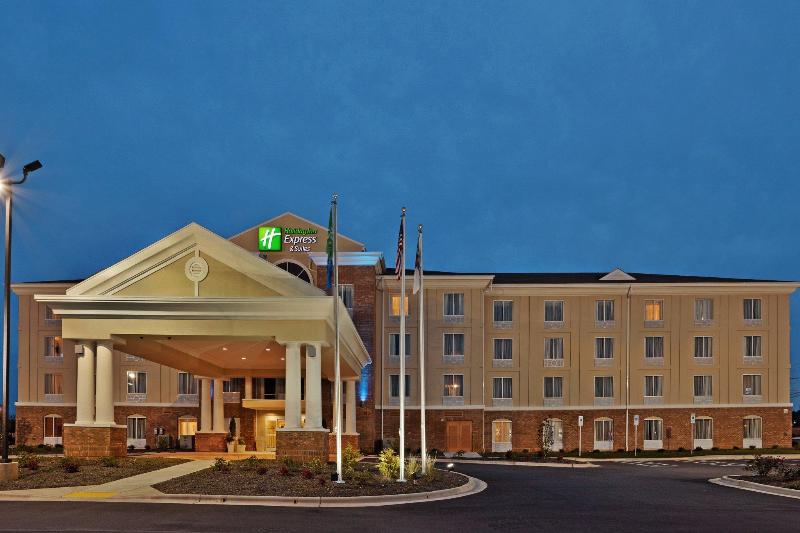 Holiday Inn Express Hotel & Suites Greensboro   Airport Area, An Ihg