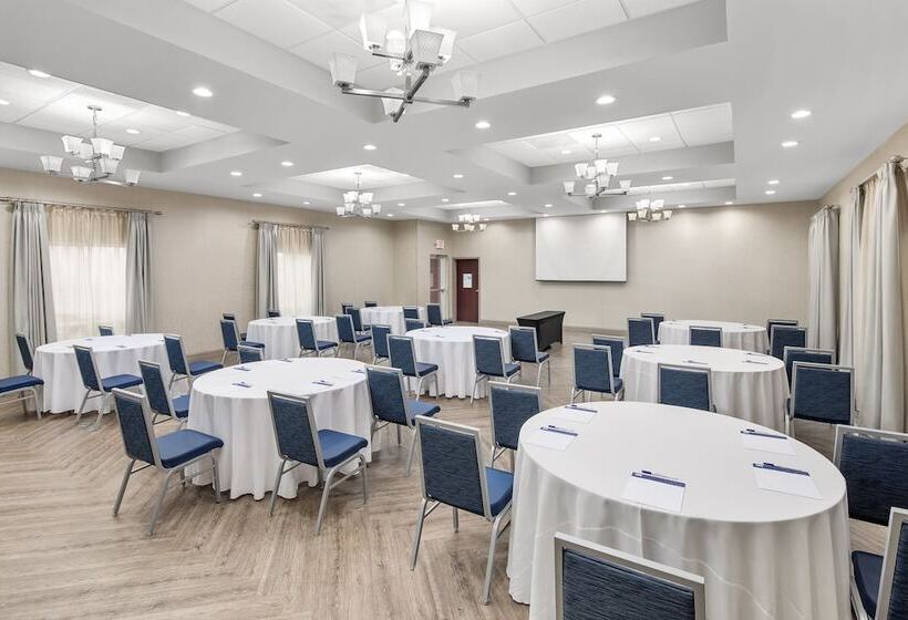 Holiday Inn Express Hotel & Suites Greenville I 85 & Woodruff Road, An Ihg