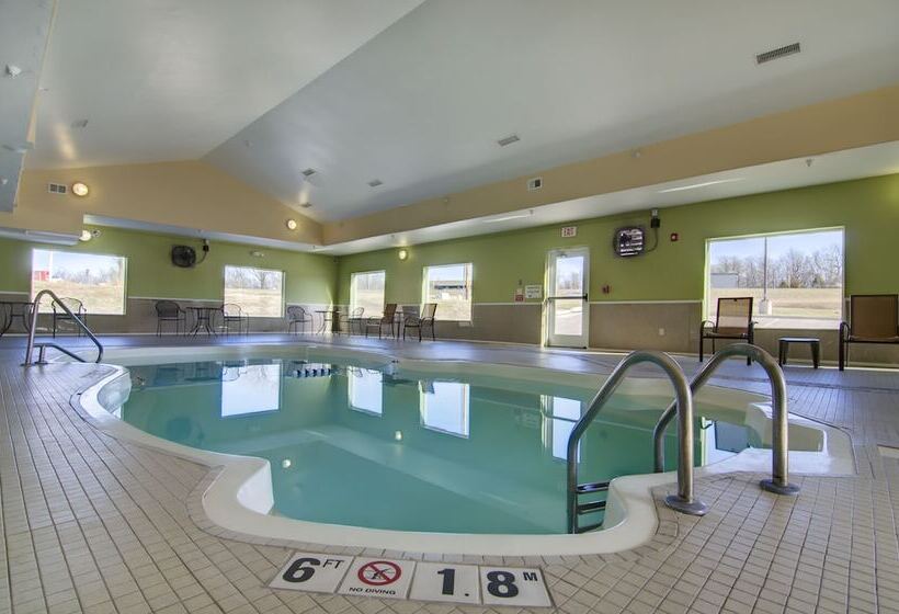 Holiday Inn Express Hotel & Suites Kansas City Sports Complex, An Ihg