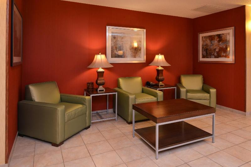 Holiday Inn Express Hotel & Suites Lancaster Lititz, An Ihg