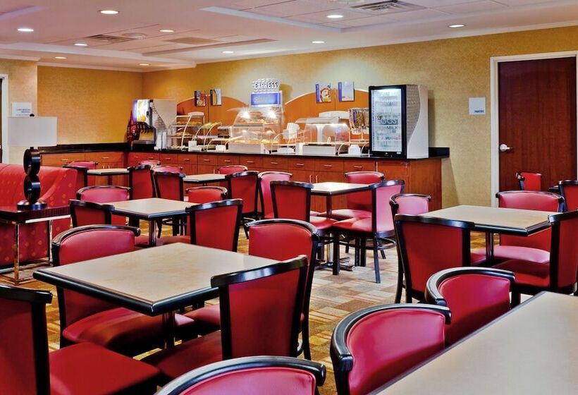 Holiday Inn Express Hotel & Suites Memphis/germantown, An Ihg