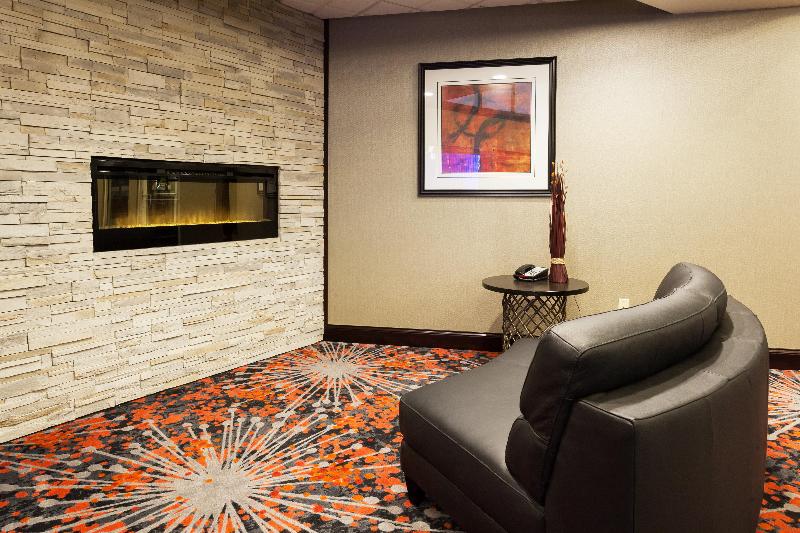 호텔 Holiday Inn Express & Suites Rapid City, An Ihg