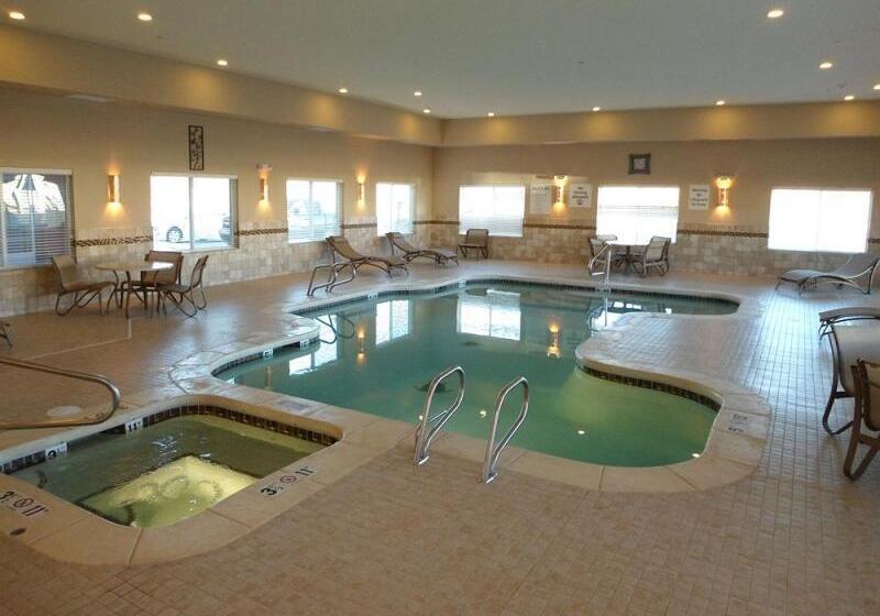 فندق Holiday Inn Express And Suites Alpine, An Ihg