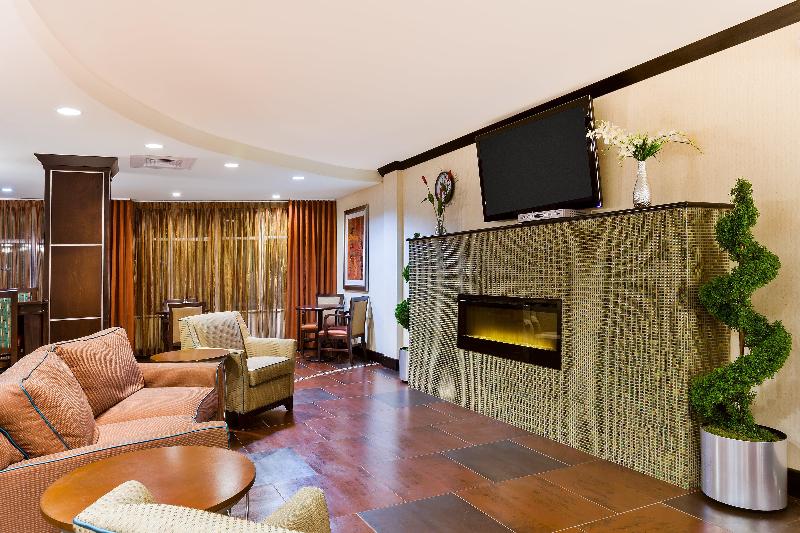 فندق Holiday Inn Express And Suites Alpine, An Ihg