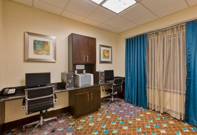 فندق Holiday Inn Express And Suites Alpine, An Ihg