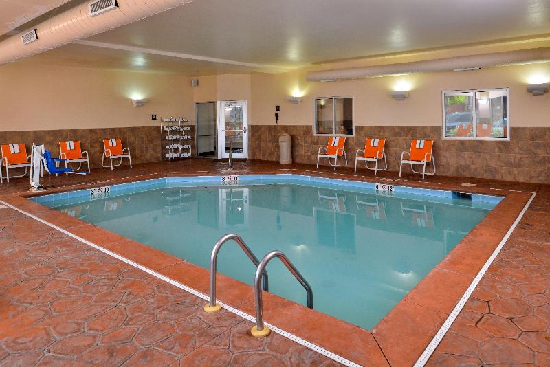 Holiday Inn Express Hotel & Suites Cincinnati Mason, An Ihg