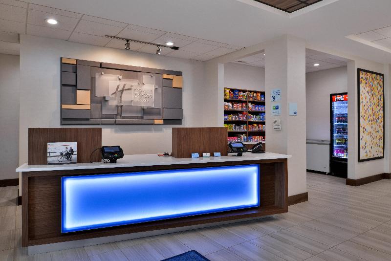 Holiday Inn Express Hotel & Suites Cincinnati Mason, An Ihg