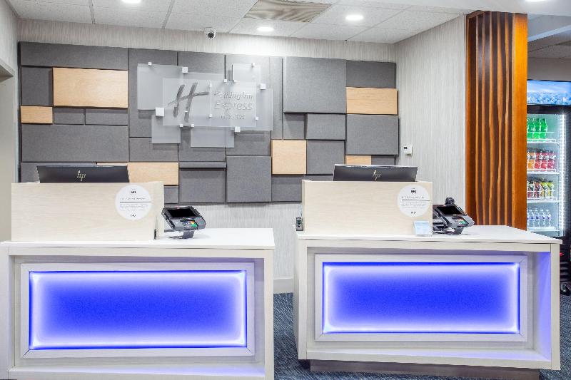 Holiday Inn Express Hotel & Suites Fort Wayne, An Ihg