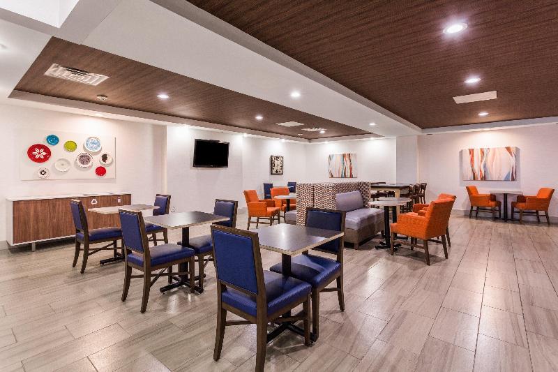 Holiday Inn Express Hotel And Suites Petersburg   Fort Lee, An Ihg