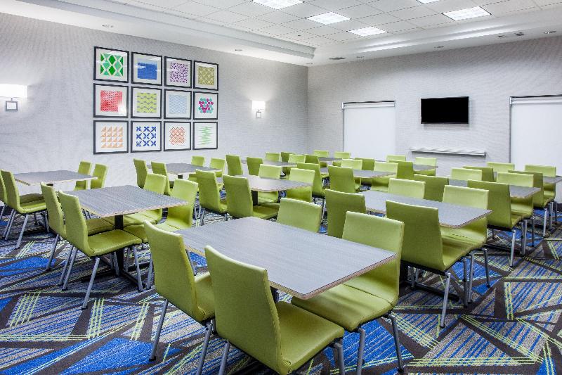 ホテル Holiday Inn Express & Suites Texarkana, An Ihg