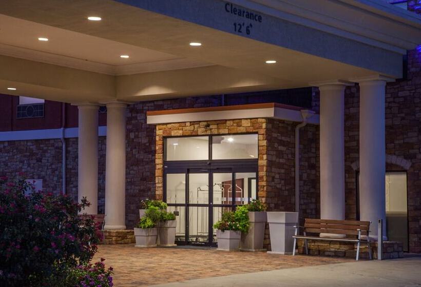 ホテル Holiday Inn Express & Suites Texarkana, An Ihg