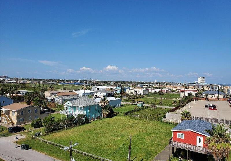 Holiday Inn Express Hotel Galveston West Seawall, An Ihg