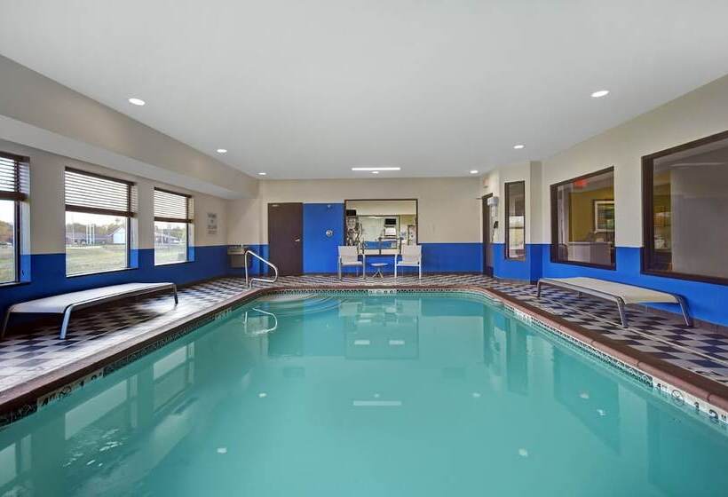 ホテル Holiday Inn Express Marshall By Ihg