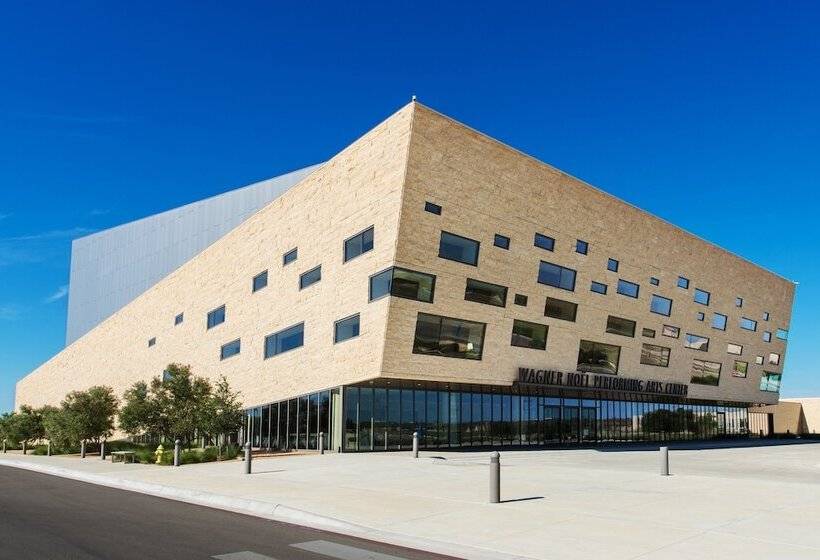 בית מלון כפרי Holiday Inn Express & Suites Midland Loop 250, An Ihg