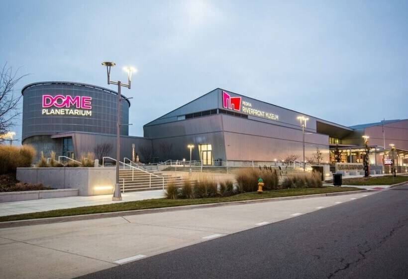 בית מלון כפרי Holiday Inn Express & Suites Morton Peoria Area, An Ihg