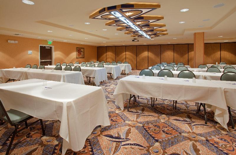 فندق Holiday Inn Express & Suites Sacramento Ne Cal Expo, An Ihg